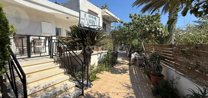 Hus till salu i Larnaca