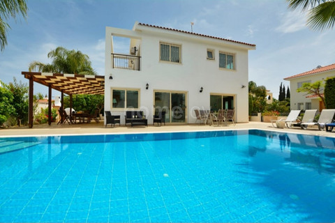 Villa to rent in Protaras