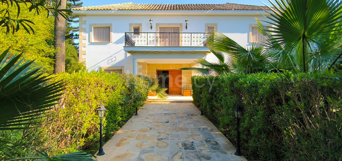 Villa for sale in Larnaca