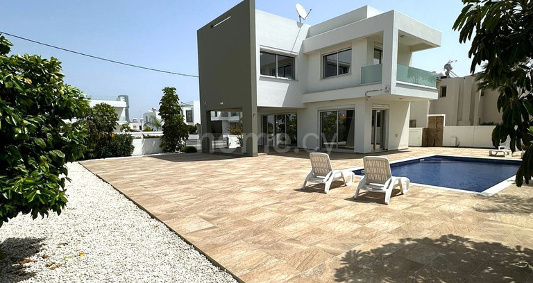 Villa for sale in Protaras
