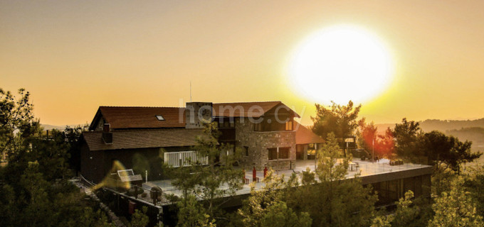 Villa à vendre à Limassol