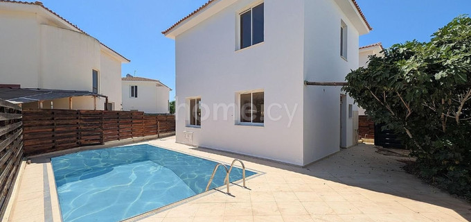 Вилла на продажу в Паралимни