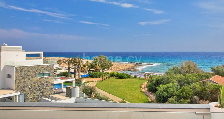 Villa a la venta en Ayia Napa