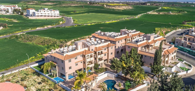 Ground floor apartment for sale in Larnaca