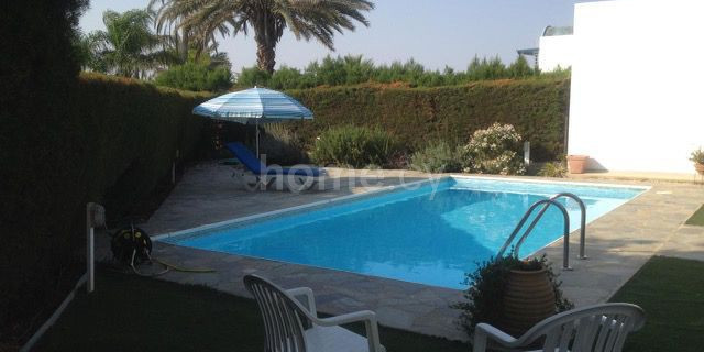 Вилла на продажу в Ларнака