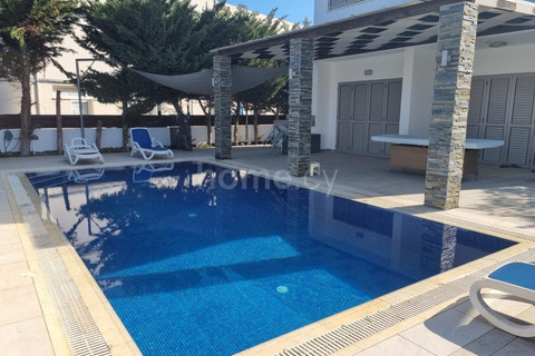 Villa to rent in Protaras