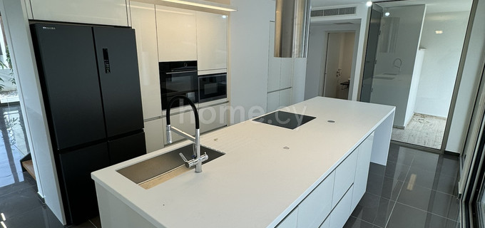 Top floor apartment to rent in Nicosia