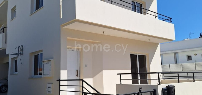 Casa semi independiente a la venta en Larnaca