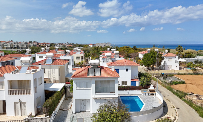 Villa in Ayia Triada zu verkaufen
