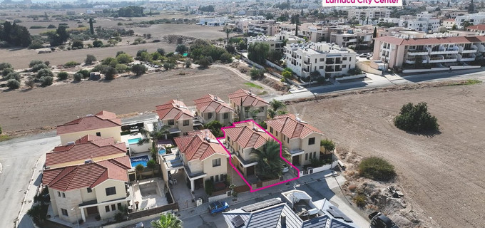 Villa for sale in Larnaca