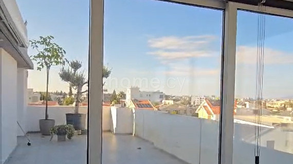 Квартира в пентхаусе на продажу в Никосия
