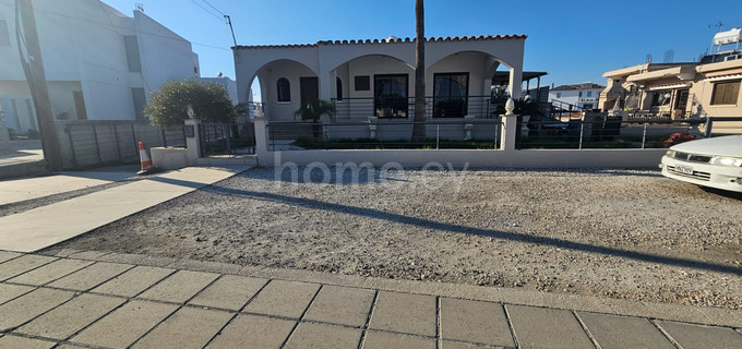 Villa for sale in Larnaca