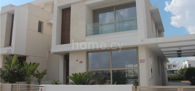 Villa for sale in Larnaca
