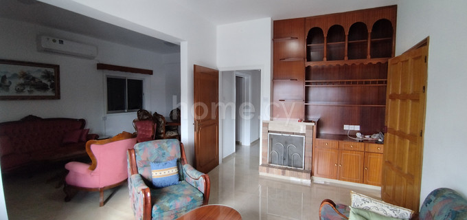 Dachgeschosswohnung in Nicosia zu vermieten