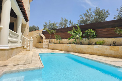 Βίλα προς ενοικίαση - Λάρνακα