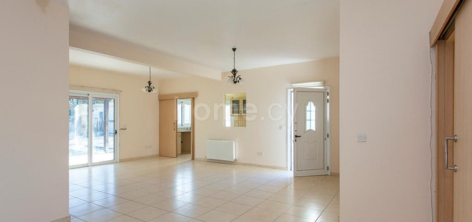 Ημιαυτόνομη μονοκατοικία προς πώληση - Πάφος