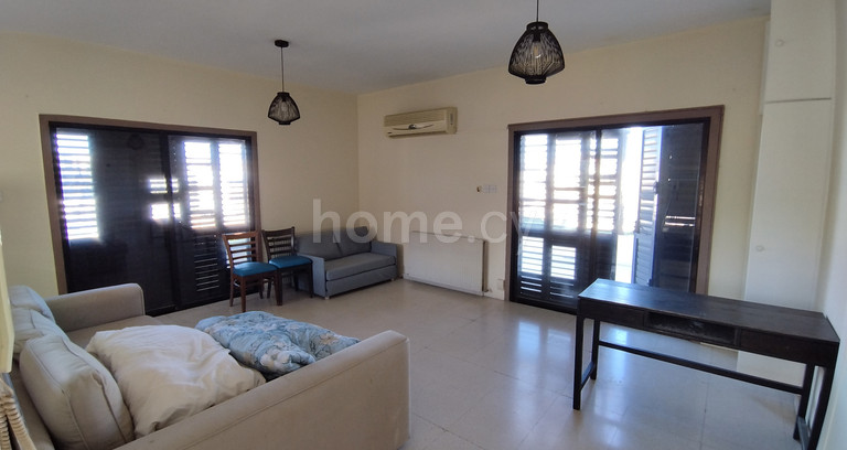 Квартира в пентхаусе на продажу в Никосия