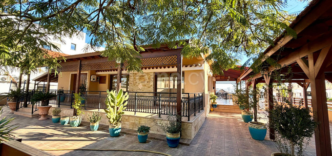 Villa in Larnaca zu verkaufen