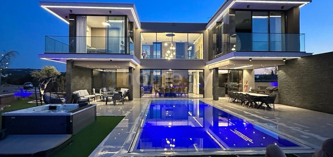 Villa in Pernera zu verkaufen