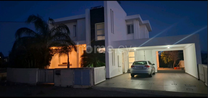 Villa in Nicosia zu verkaufen