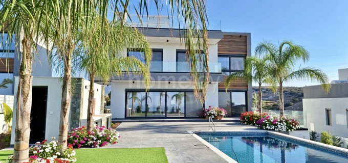Villa to rent in Limassol