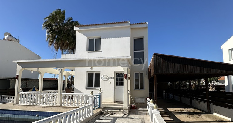House for sale in Ayia Thekla