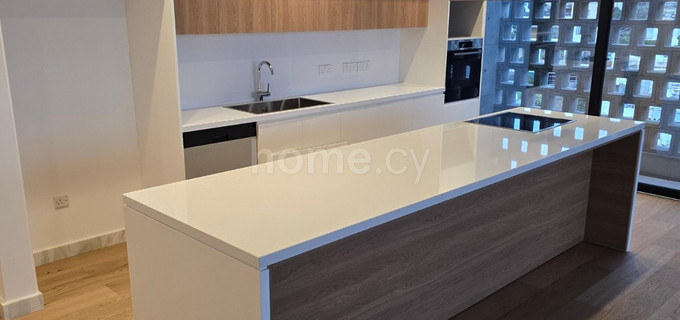 Top floor apartment to rent in Paphos