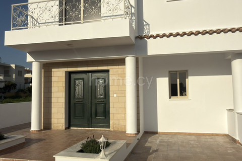 Villa to rent in Paphos