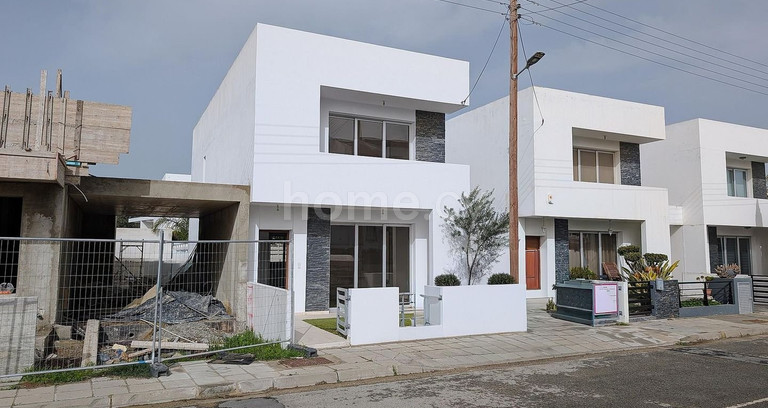 Villa in Larnaca zu verkaufen