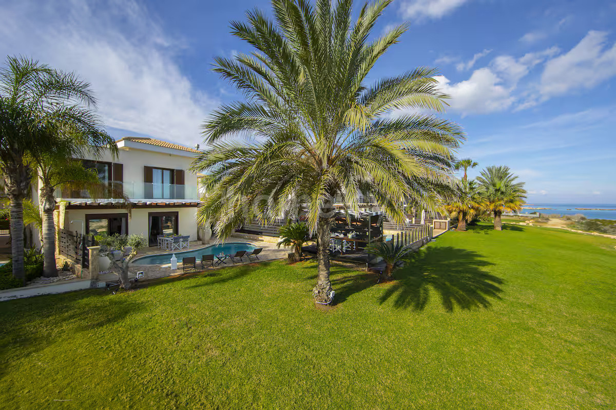 Villa for sale in Protaras — home.cy