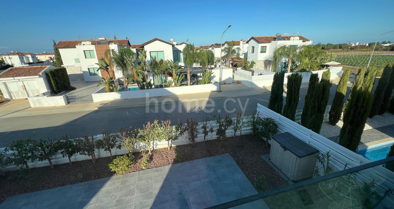 Villa a la venta en Ayia Triada