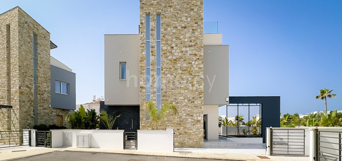 Villa a la venta en Ayia Napa