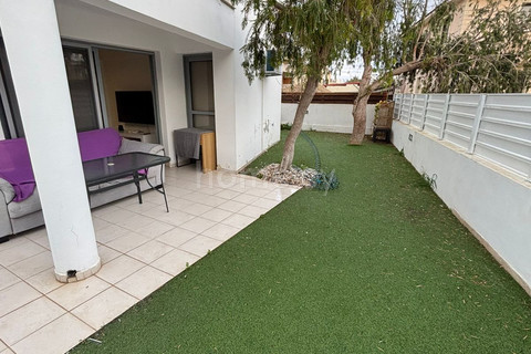 Ground floor apartment to rent in Larnaca