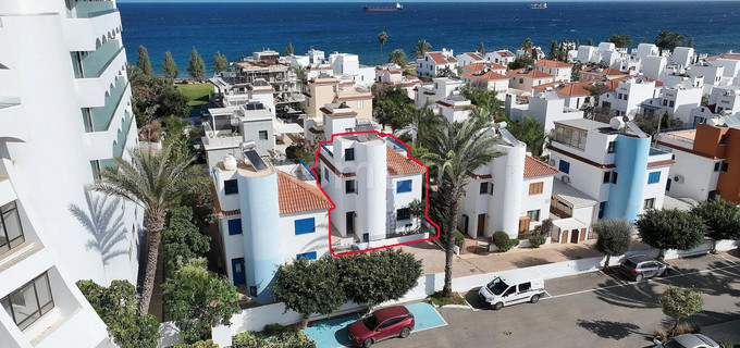 Villa for sale in Pernera