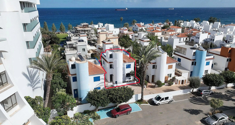 Villa for sale in Pernera