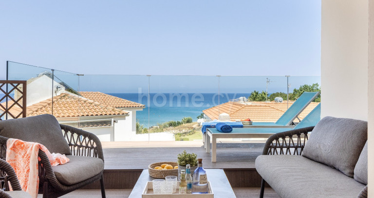 Apartment for sale in Ayia Triada