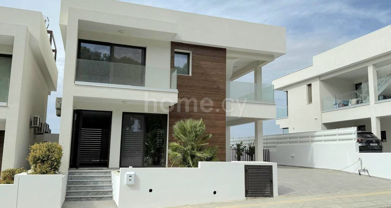 House for sale in Larnaca