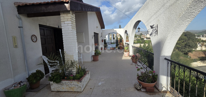 Villa to rent in Limassol