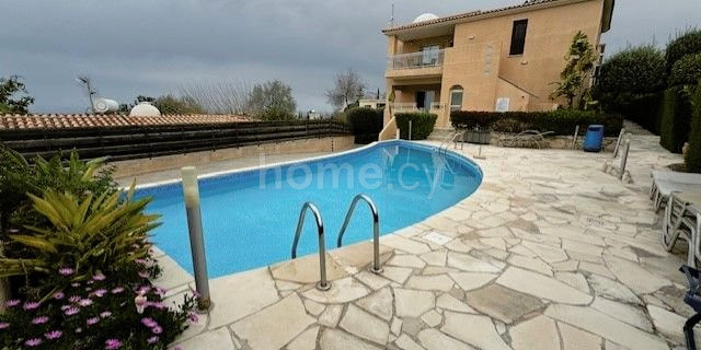 Apartment to rent in Paphos