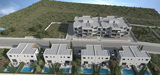 Casa semi independiente a la venta en Deryneia