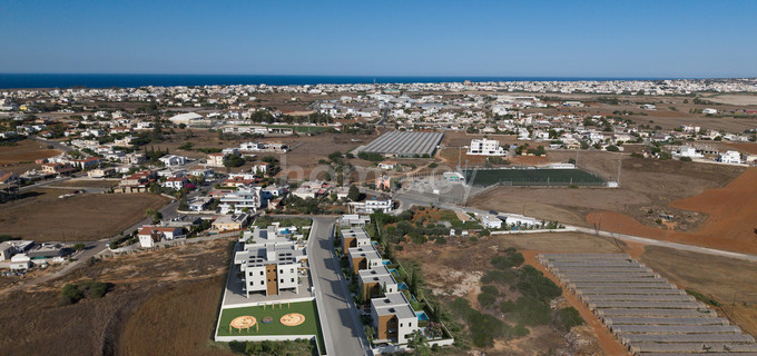 Casa semi independiente a la venta en Deryneia