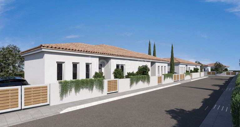 Bungalow for sale in Frenaros