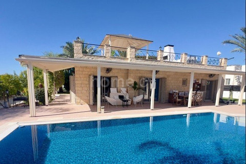 Villa for sale in Paphos