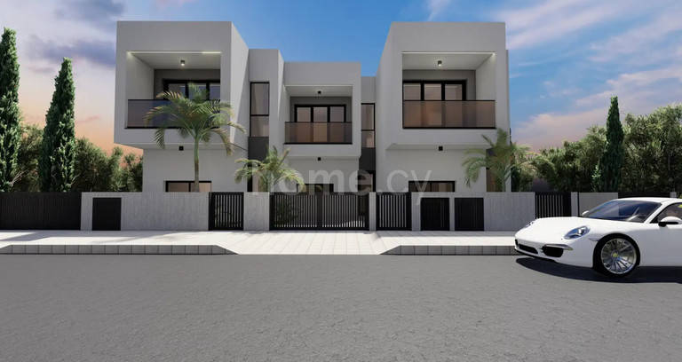 Casa semi independiente a la venta en Larnaca