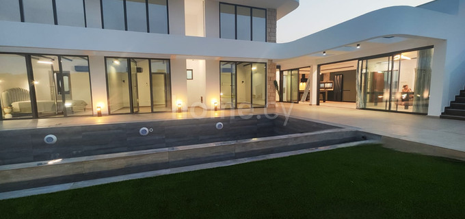 Villa in Larnaca zu verkaufen