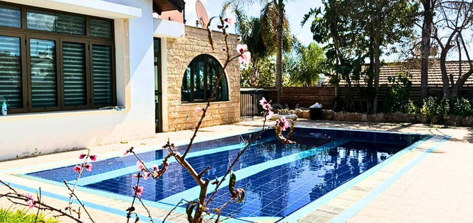 Villa till salu i Ayia Thekla