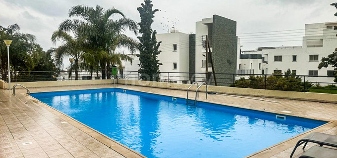 Apartament typu penthouse na sprzedaż w Larnaca