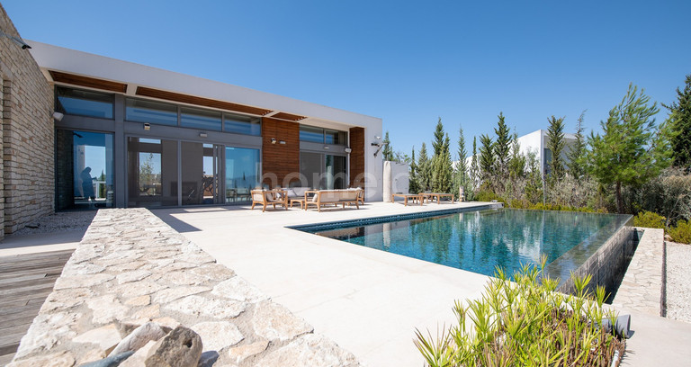 Villa for sale in Paphos