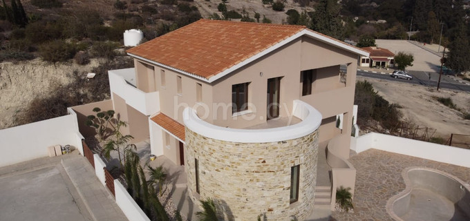 Villa for sale in Larnaca