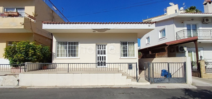 Enplanshus att hyra i Larnaca